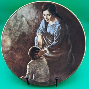 VINTAGE "DEAR CHILD" BY IRENE SPENCER GORHAM CHINA DECORATIVE PLATE, 8.5" - 1974